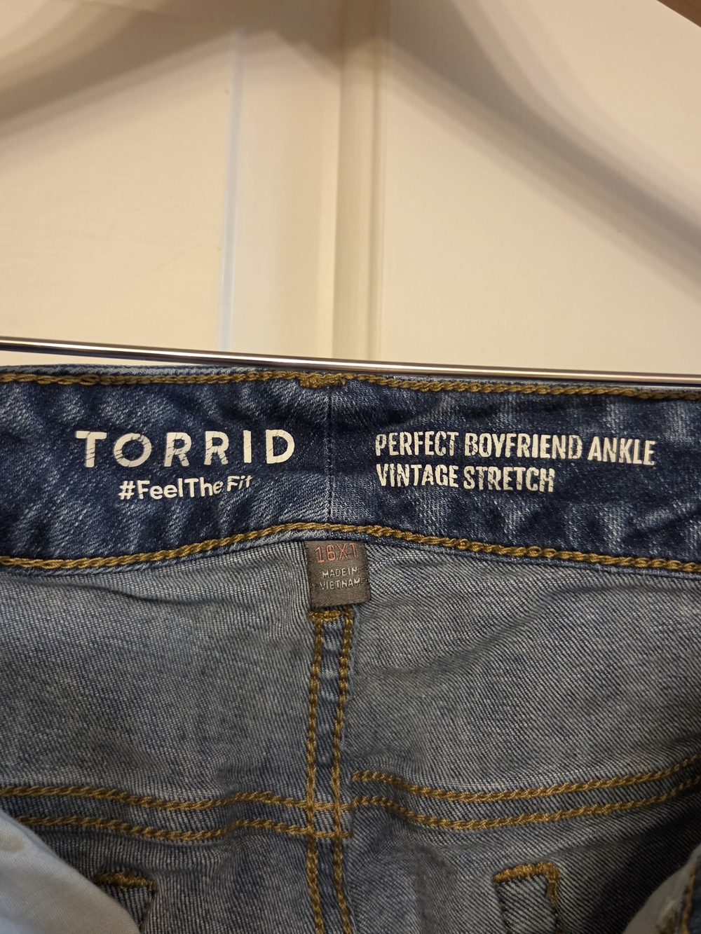 Torrid Light Blue Vintage Stretch Perfect Boyfriend Ankle Jeans